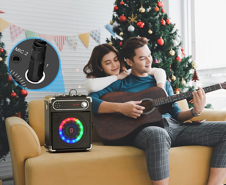 JYX S55 karaoke machine is connecting a guitar by a couple